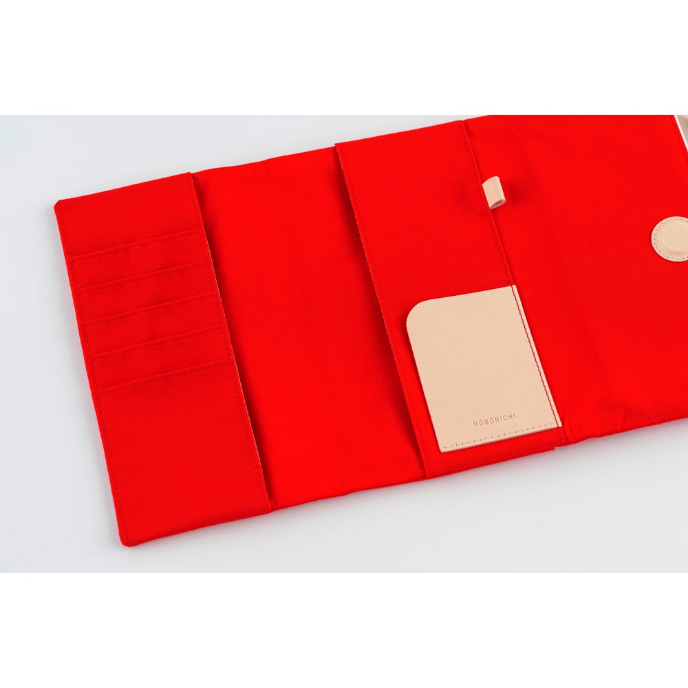 Tragen: Red Weeks Cover《Hobonichi Weeks Cover》
