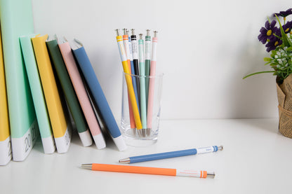 Mark's COLORS Grass Green Gel Ball Pen《0.5mm》