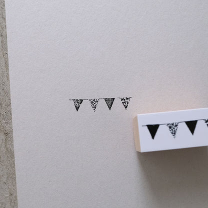 Garland Rubber Stamp · Yohaku