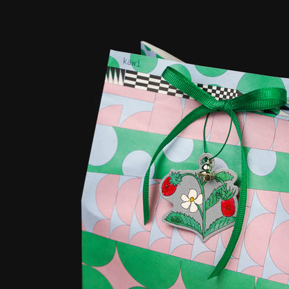 Go Back 4 Gift Tag · kawi