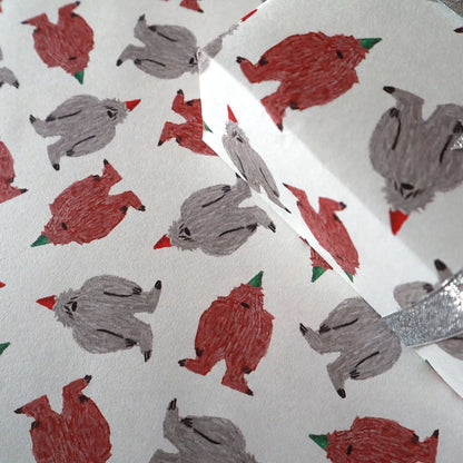 Yeti Wrapping Paper · Regaro Papiro