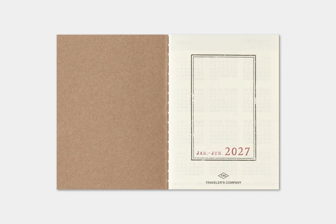 2027 TRAVELER'S Diary Weekly (Passport Size)
