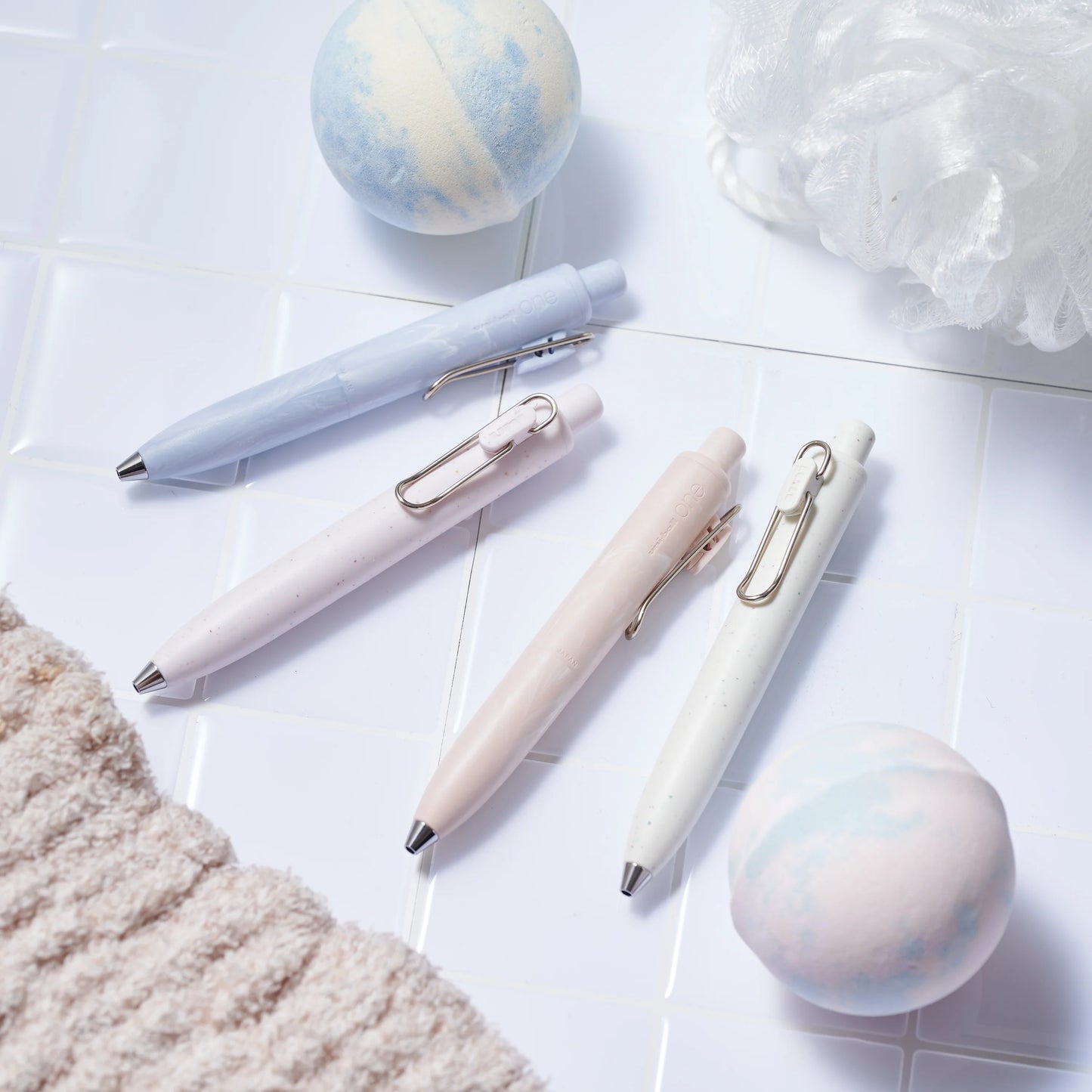 Uni-Ball One P Gel Pen · Bathbomb Color Limited Edition