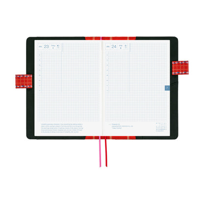 2026 Hobonichi Techo English Cousin Book + Yumi Kitagishi: White Cat’s Daily Life《January Start | English | A5》